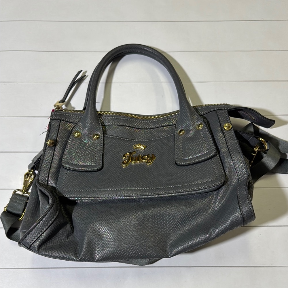 Juicy Couture gray leather medium size purse shoulder bag EUC